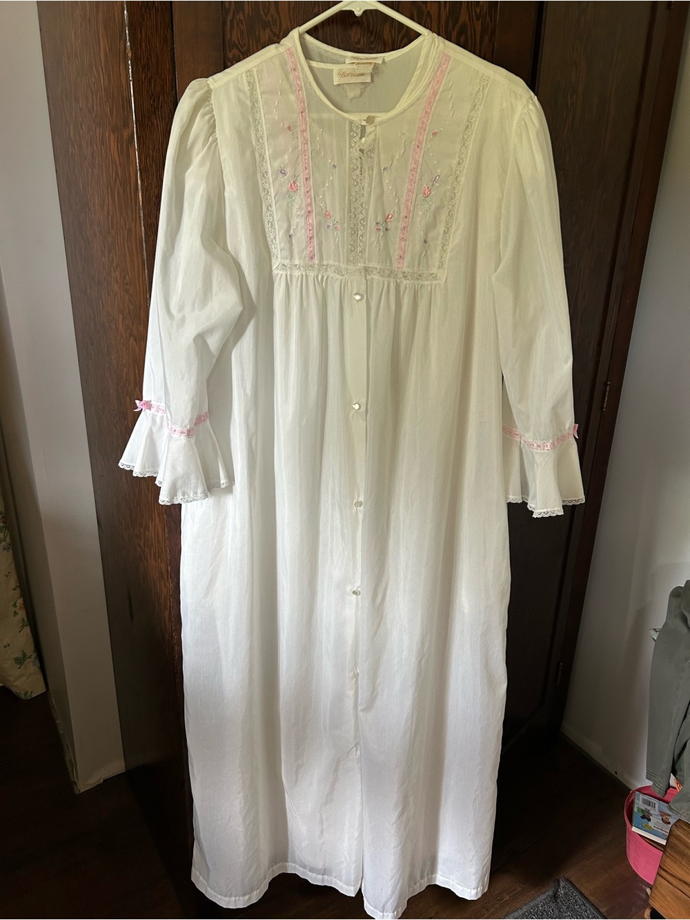 Vintage Barbizon Embroidered Nightgown and Robe